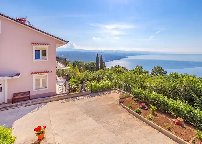 Lovely In Bregi With Wifi *