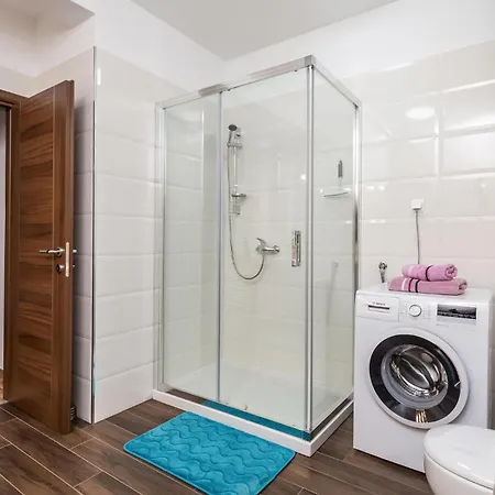 Lejlighed Lovely In Bregi With Wifi Breza