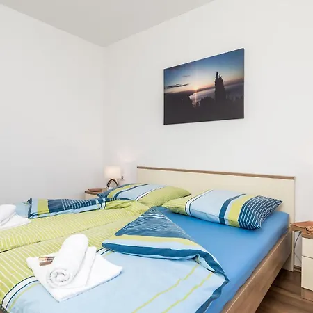 Appartement Awesome In Bregi With House Sea View Breza