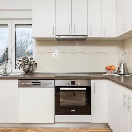 3 Bedroom Awesome In Bregi Apartment *