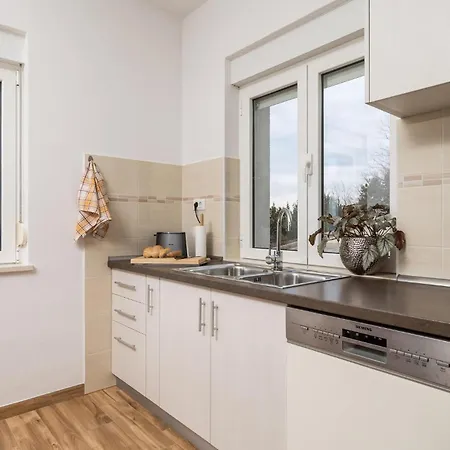 Appartement Awesome In Bregi With House Sea View *