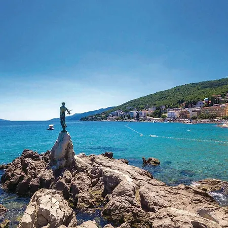 Appartement Awesome In Bregi With House Sea View Breza
