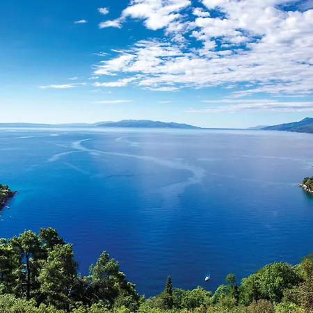 Lovely In Bregi With Wifi * Breza