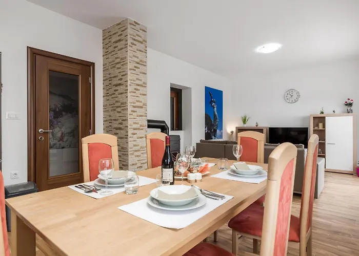 Appartement Lovely In Bregi With Wifi